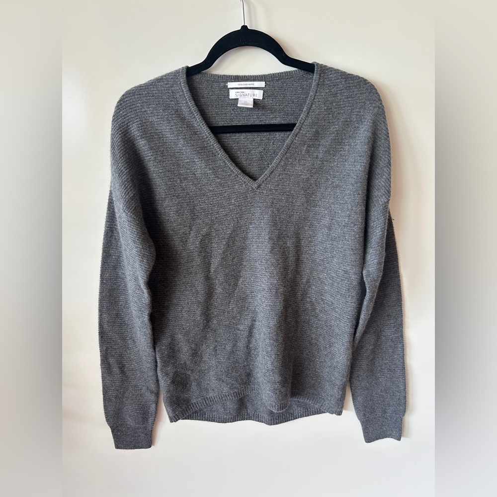 Nordstrom Gray V-Neck Women's Sweater